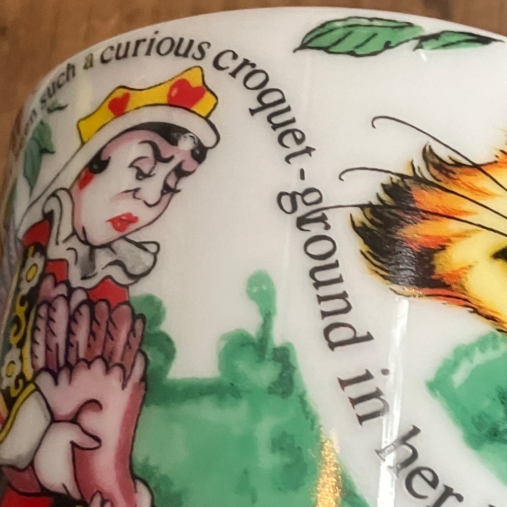 Alice in Wonderland English ceramic Mug by Paul Cardew vintage 2010 - Picture 13 of 16
